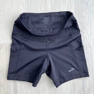 Women's Brooks 5" Running Shorts - Black, Size Medium